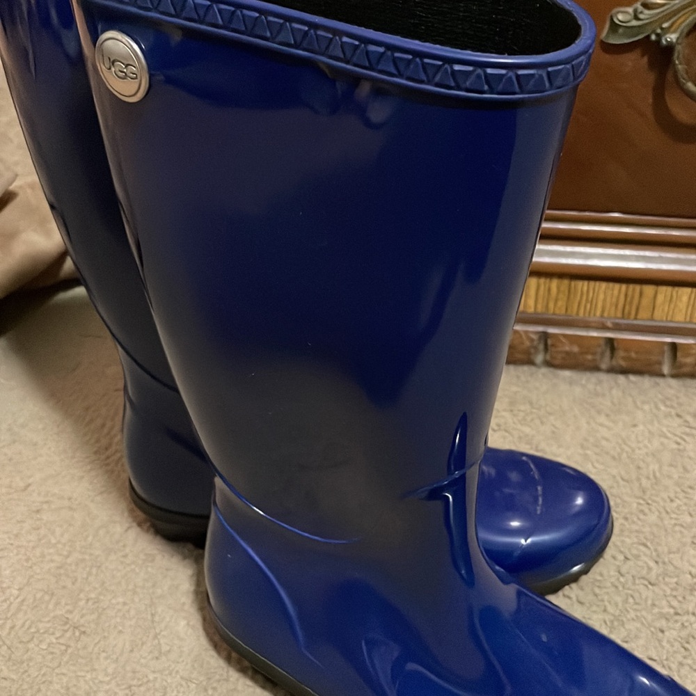 UGG Rainboots